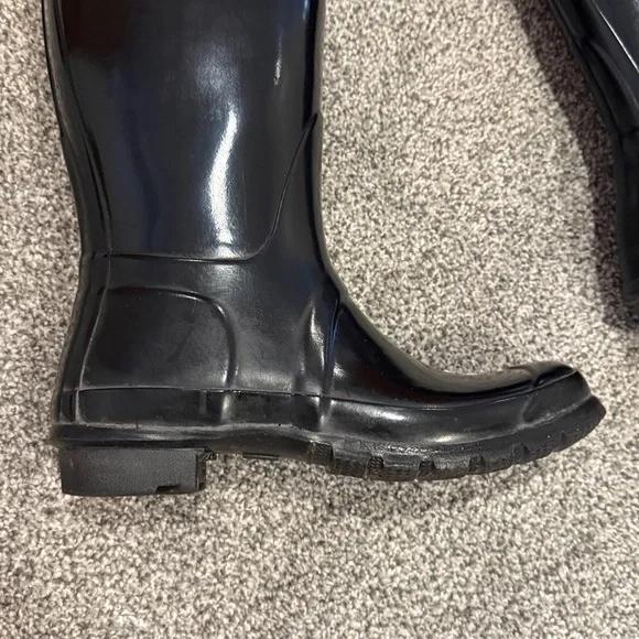 Hunter Black Gloss Original Tall Rain Boots - Picture 16 of 16